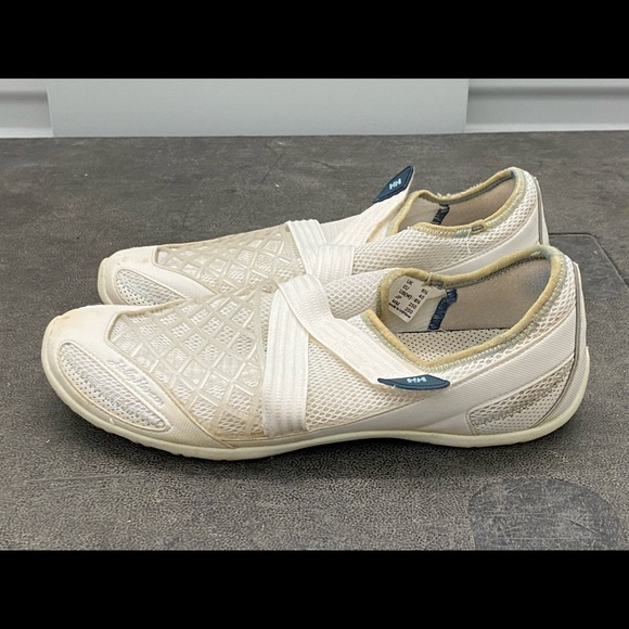 Helly Hansen Shoes Helley Hansen Womens White Water Shoes Size 85 Poshmark